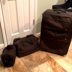 Atlantic Luggage set of 3